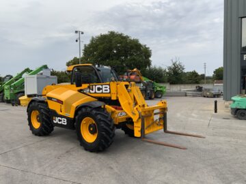 JCB 542-70 Agri Xtra Telehandler (ST24069)