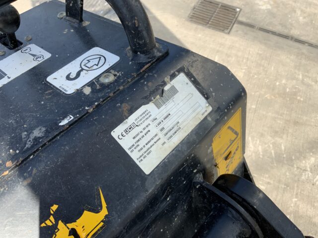 JCB HTD-5 Hi-Tip Tracked Dumpster (ST24187)