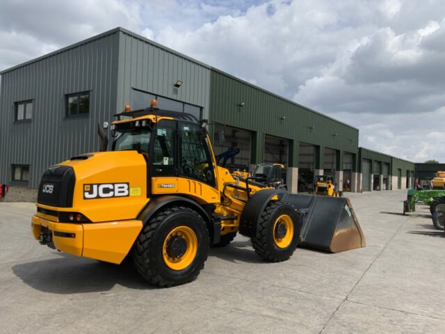 JCB TM420 Pivot Steer Telehandler (ST22540)
