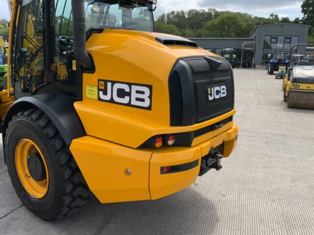 JCB TM420 Pivot Steer Telehandler (ST22540)