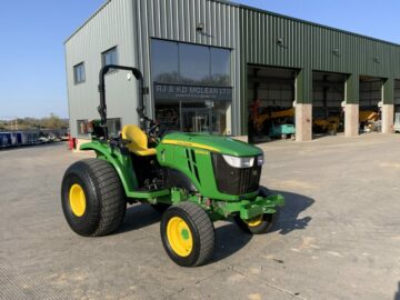 John Deere 4049 Compact Tractor (ST23021)