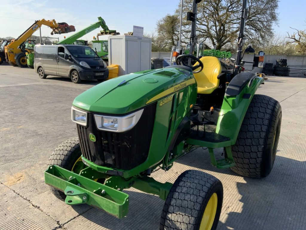 John Deere 4049 Compact Tractor (ST23021)