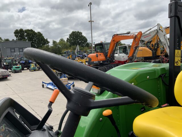 John Deere 5055E (ST4162)