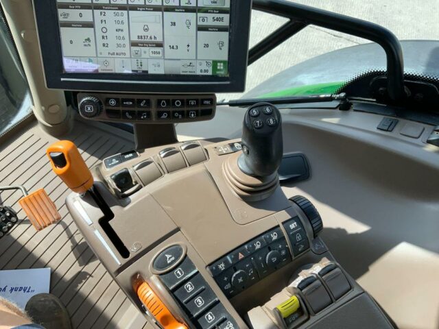John Deere 6195R Tractor (ST23689)