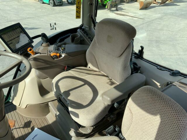John Deere 6195R Tractor (ST23689)