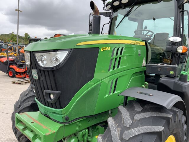 John Deere 6215R Tractor (ST24142)