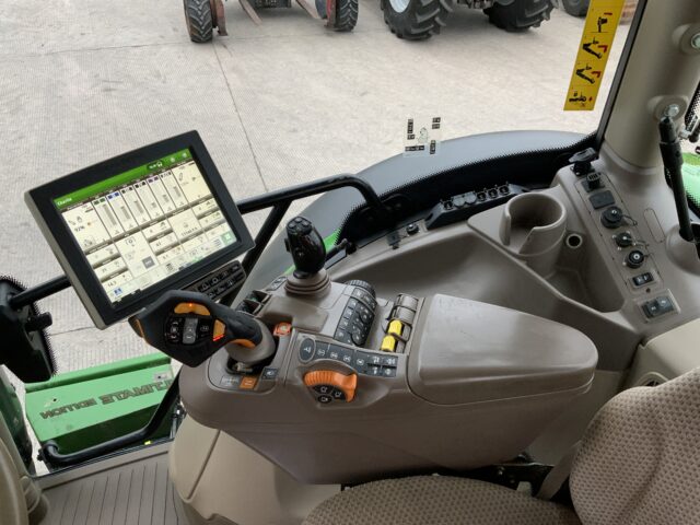 John Deere 6215R Ultimate Edition Tractor (ST24011)