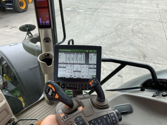 John Deere 6R195 Ultimate Edition (ST24288)