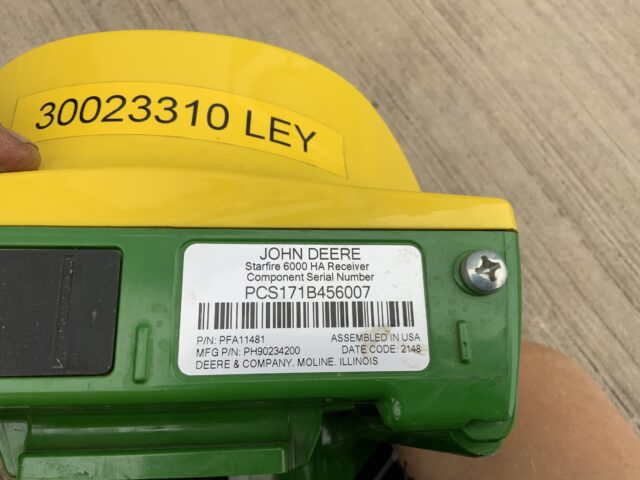 John Deere Green Star SF6000 Guidance Receiver Pod