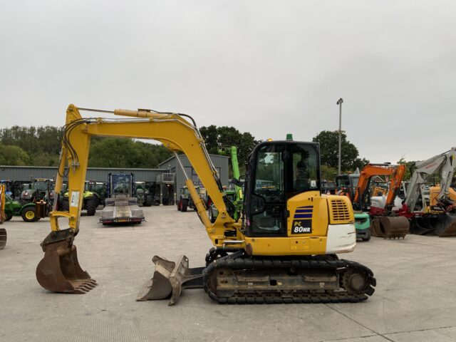 Komatsu PC80 MR-5E Digger (ST24213)