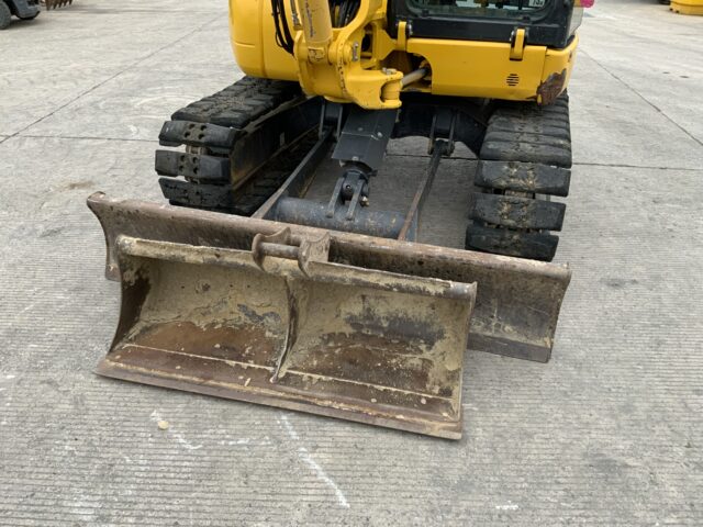 Komatsu PC80 MR-5E Digger (ST24213)