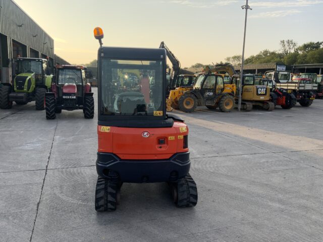 Kubota KX030-4 Digger (ST24198)