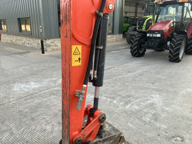 Kubota KX030-4 Digger (ST24198)