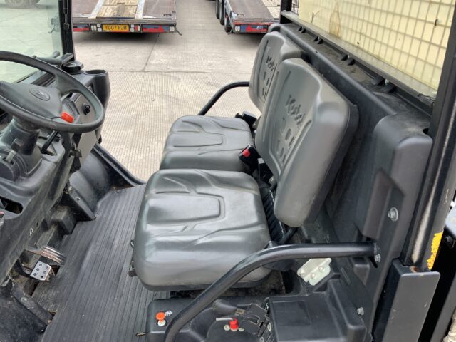 Kubota RTVX1110 Camo (ST24089)