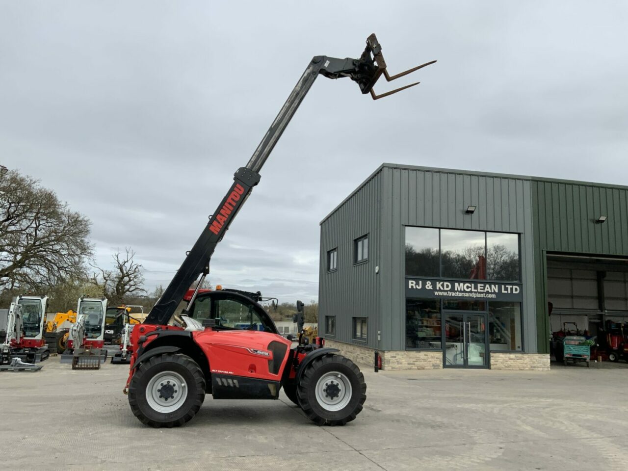 manitou-mlt737-130-ps-elite-telehandler-st21182-img-7745-1500x1125