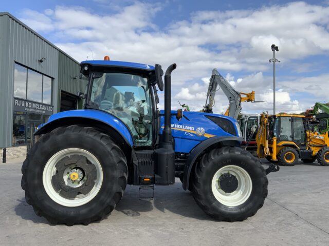 New Holland T7.260 Tractor (ST23278)