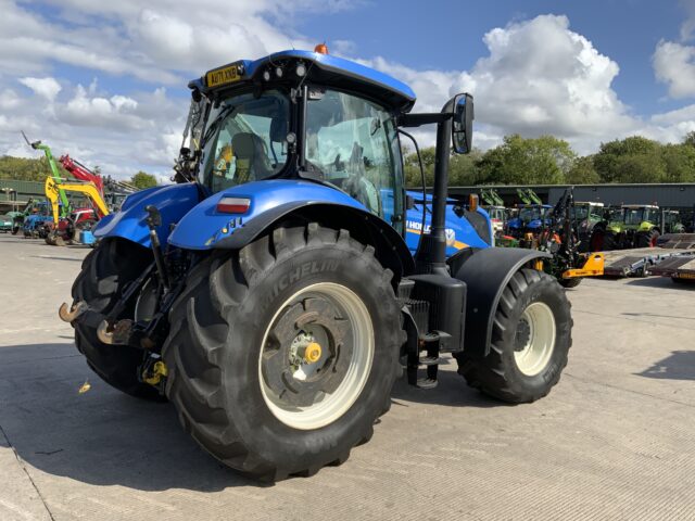New Holland T7.260 Tractor (ST23278)
