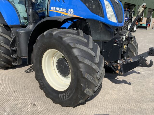 New Holland T7.260 Tractor (ST23278)