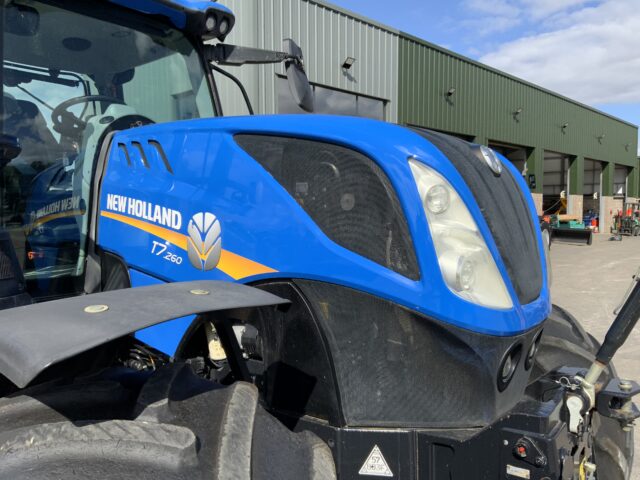 New Holland T7.260 Tractor (ST23278)