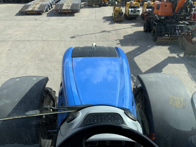New Holland T7.260 Tractor (ST23278)