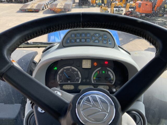 New Holland T7.260 Tractor (ST23278)