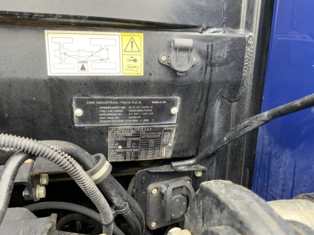 New Holland T7.270 Blue Power (ST24236)