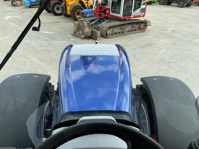 New Holland T7.270 Blue Power (ST24236)