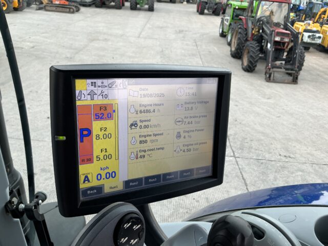 New Holland T7.270 Blue Power Tractor (ST24177)