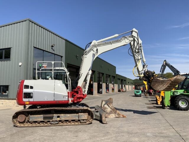 Takeuchi TB2150 Fitted with ENGCON Tilt Rotator (ST23965)