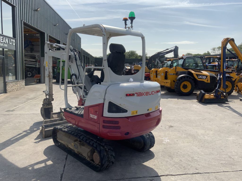 Takeuchi TB230 Digger (ST23665)
