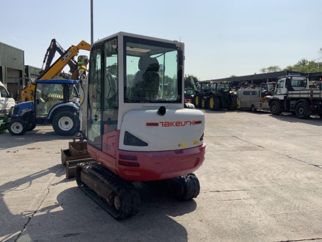Takeuchi TB230 Digger (ST24109)