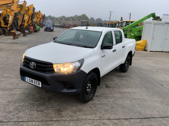Toyota Hilux Double Cab Pick Up (ST24186)