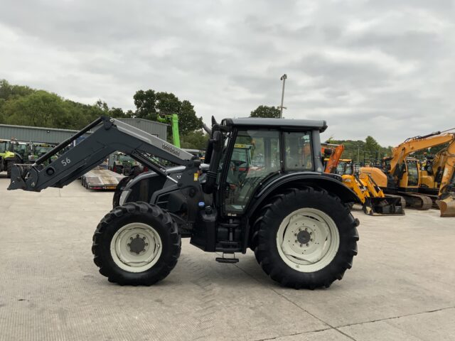 Valtra N113 Hi Tech Tractor (ST23833)