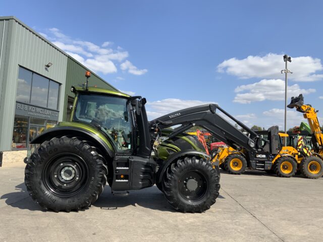 Valtra T175 Versu Tractor (ST24299)