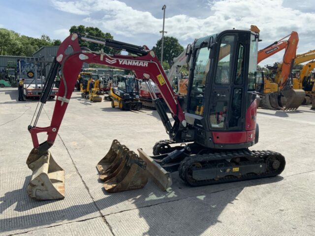 Yanmar Vio 26-6 Digger (ST23196)
