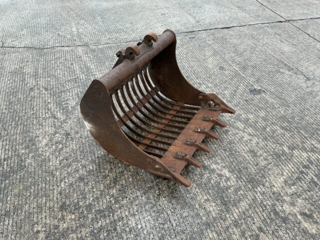 3 Ft Riddle Bucket