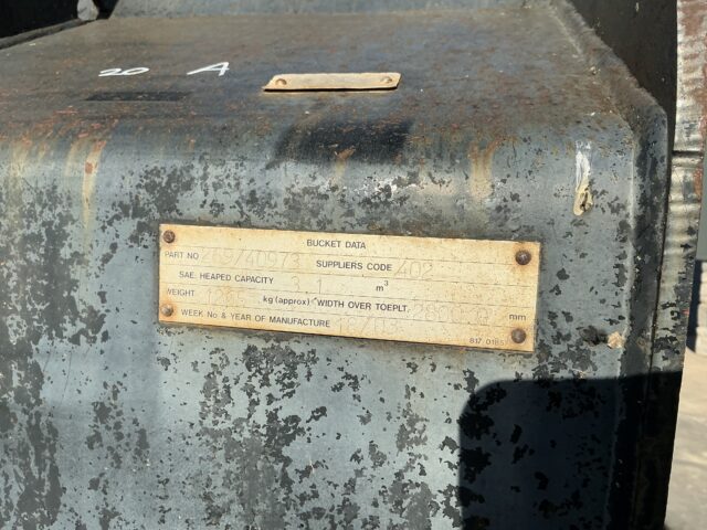 9Ft Wide Loading Shovel Bucket (ST24614)