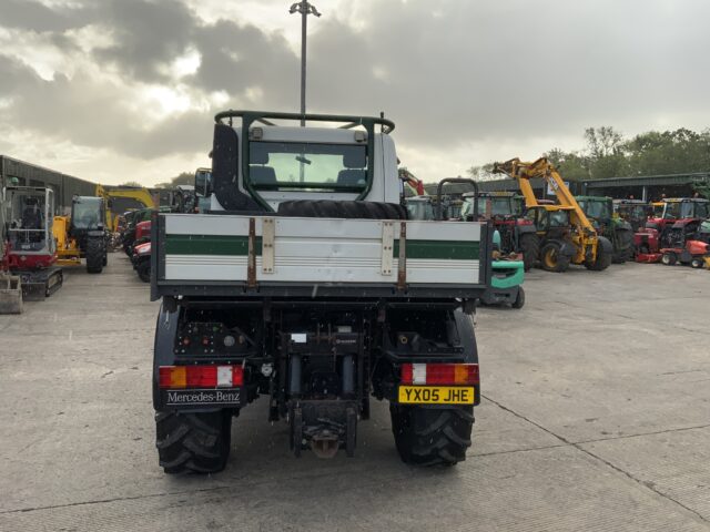 Mercedes Benz U400 Unimog (ST24212)