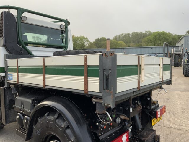 Mercedes Benz U400 Unimog (ST24212)