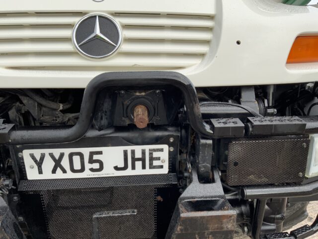 Mercedes Benz U400 Unimog (ST24212)