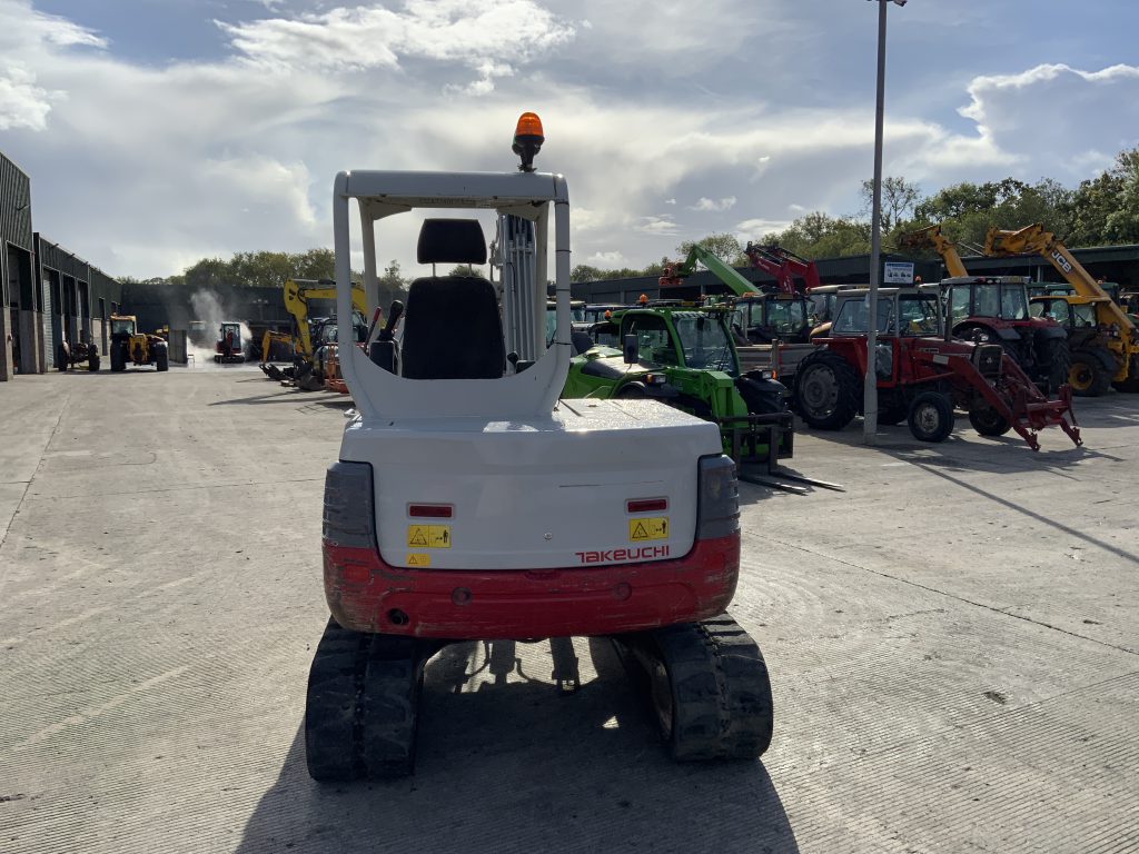 Takeuchi TB250 Digger (ST24283)