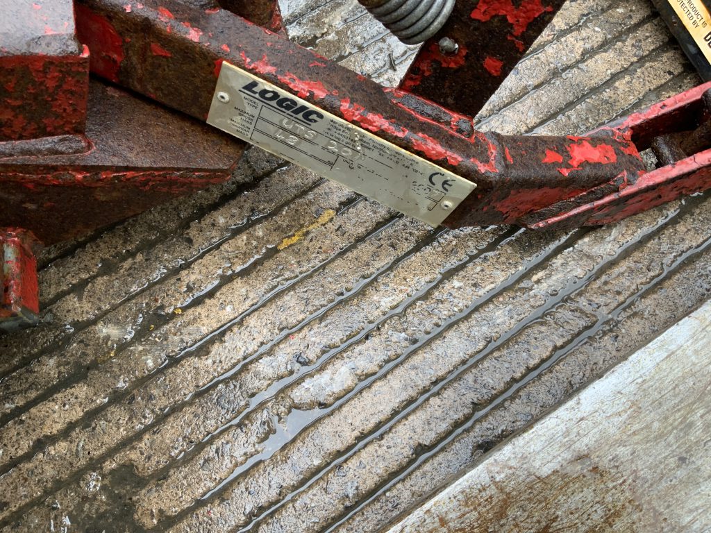 Logic 6Ft UTS 201 Snow Blade