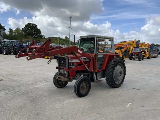 Massey Ferguson 590 Tractor (ST24159)