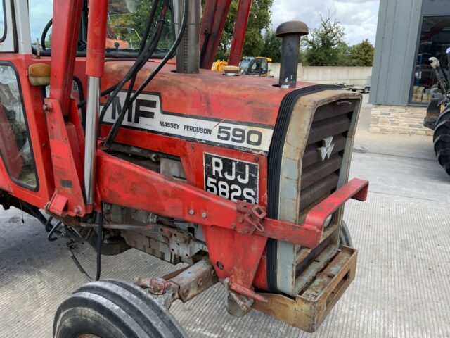Massey Ferguson 590 Tractor (ST24159)