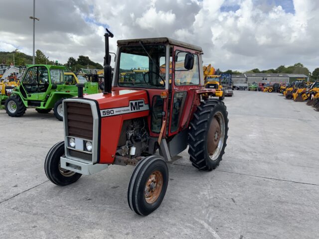 Massey Ferguson 590 Tractor (ST24160)