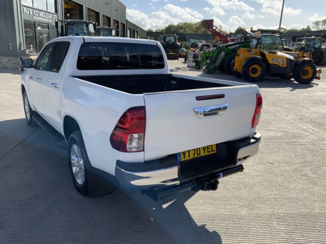 Toyota Hilux (ST24384)