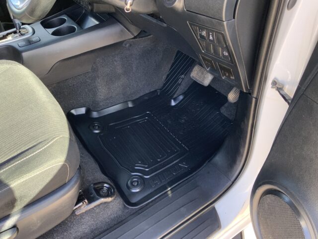Toyota Hilux (ST24384)