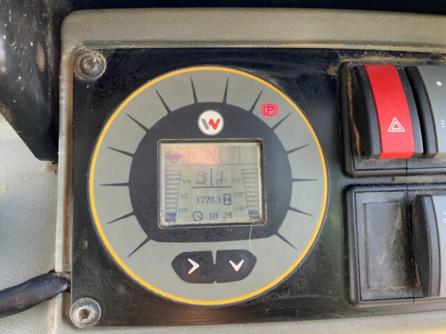 Wacker Neuson DW90 Straight Tip Dumper