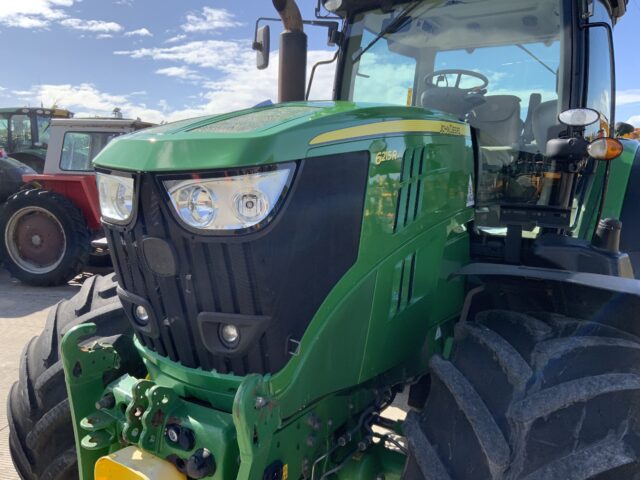 John Deere 6215R Tractor (ST24118)