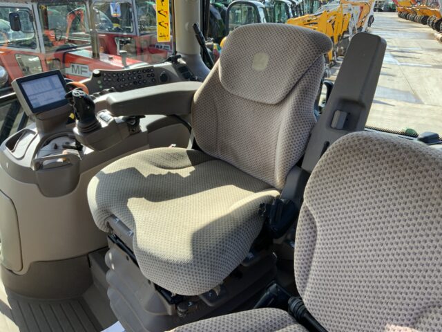 John Deere 6215R Tractor (ST24118)